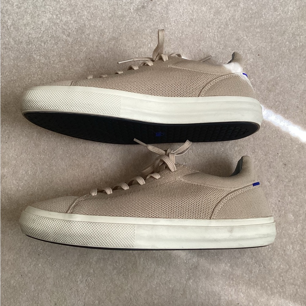 Rothys Sneakers sz 10 Mens RS02 Wheat Beige Tan Lace Up Breathable Beach Neutral - Picture 2 of 6
